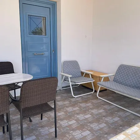 Theros House 度假居